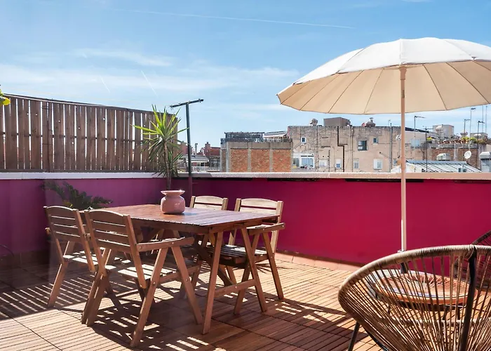 Dreamy Sunsets In A Central Penthouse With Terrace