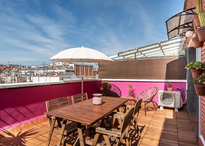 Dreamy Sunsets In A Central Penthouse With Terrace